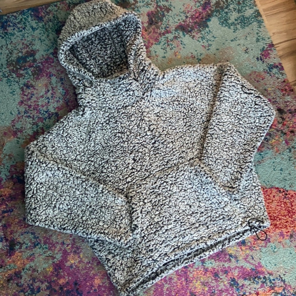 💕Victoria’s Secret Sherpa Hoodie💕 - Picture 15 of 16
